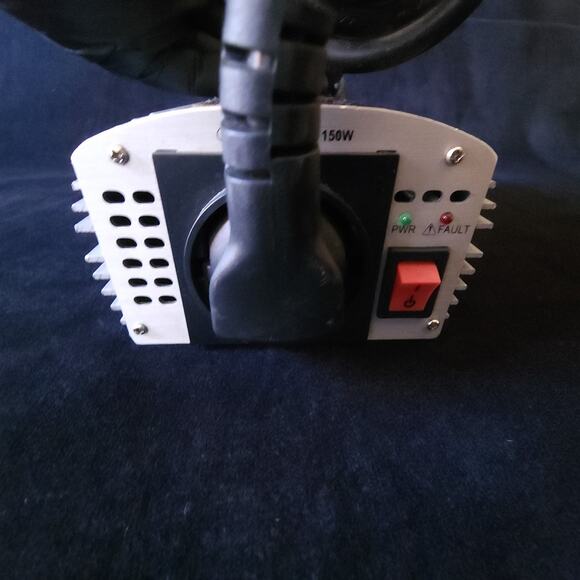 Xantrex Mobile Power Inverter 150 Schuko 150W / 230VAC 851-0162R w/ Power Cable - Picture 6 of 7